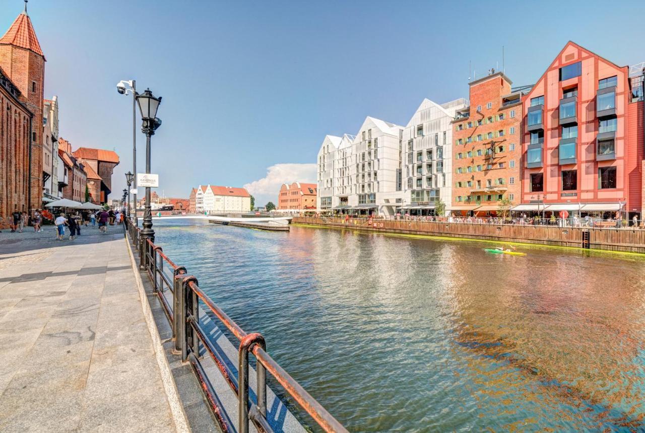 The Black Crane Apartment Gdansk Exterior photo