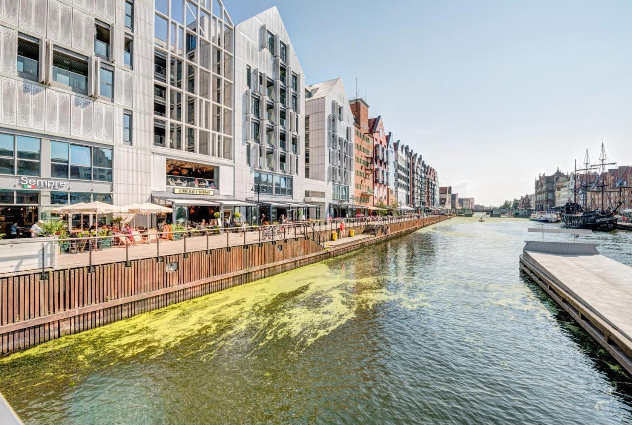 The Black Crane Apartment Gdansk Exterior photo